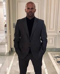 Jason Statham Press Tour Paris Celebrity Style Hobbs And Shaw Jason Statham And Rosie Jason Statham Statham