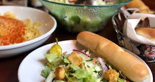 What kind of soup does olive garden have? Olive Garden Unlimited Soup Salad Breadsticks Only 6 99 Hip2save Bloglovin