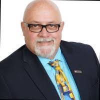 Brent Behling's Instagram, Twitter & Facebook