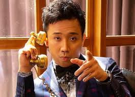 Bị dân mạng khịa kém duyên vụ tin giả qua đời vì Covid-19, Trấn Thành bức  xúc đáp trả!