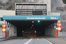 The section is now tolled electronically and no longer by stopping at the toll station. Slowenien Reiseinfos Lander Slowenien Goruma