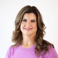 Tim Forshee and the Bowling Green Price Less IGA #484 team have been named  one of the nine 2024 Retailers of the Year by IGA. The Retailer of the Year  awards are