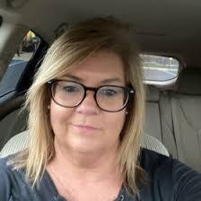 Angie Duncan's Instagram, Twitter & Facebook