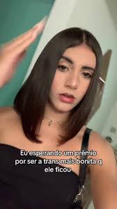 Os desdobramentos de ser a trans mais bonita