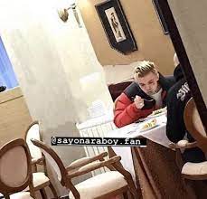 Отличительной «фишкой» музыканта стали белые глаза. Fanaty Sdelali Foto Eldzheya Bez Linz Hity Dnya Ru Tv