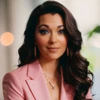 Kristen Bonner's Instagram, Twitter & Facebook