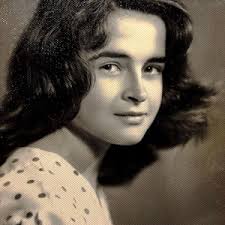 Foto antigua de una joven sin emociones (F-EE)