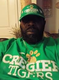 Mr Ben treadwell played basketball for cregier tigers 🐅 one of the 🥶  rebounder ever the 90,s