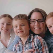 Fundraiser by Christina Short : Single mom of 3 in need