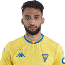 Ronda arranca na flor da aflição