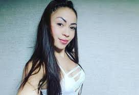 Daneidy barrera y su novia. Epa Colombia Presumio Su Nuevo Carro Rcn Radio