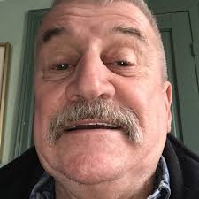 I've had the most incredible career journey at Aspen Dental and am grateful  to have had a front row seat to seeing this brand grow into what it is  today.