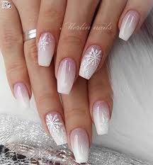 Musí je mít každá žena (i ta co sedí jen doma), která chce být in. 40 Gorgeous Ombre Nail Art 2019 Reny Styles Winter Nails Acrylic Coffin Nails Designs Christmas Nails