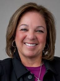 Melissa Longo's Instagram, Twitter & Facebook