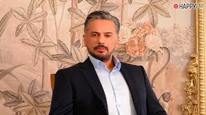 Emre Altug: su edad, su pareja y biografía de Orhan en 'Una ...