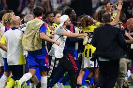 Lyon Vs