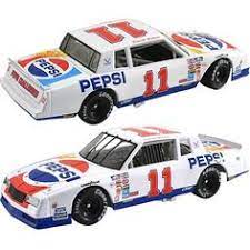 Ricky stenhouse jr shows off his diecast car. 430 Nascar Diecast Ideas In 2021 Nascar Diecast Nascar Diecast