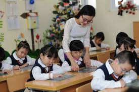 Những cô giáo khiến học sinh thêm yêu ...