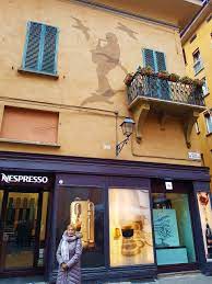 A distanza di due anni dalla scomparsa di lucio dalla, è pronta a… Murales Realizzato Con Reti Metalliche Sulla Facciata Della Casa Di Lucio Dalla Picture Of Casa Di Lucio Dalla Bologna Tripadvisor