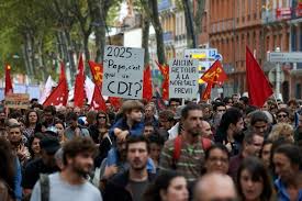 Il encadre de nombreux domaines tels que le contrat de travail, la rémunération, la durée du travail, les congés, la discipline, le licenciement, l'emploi, la formation, la sécurité et la santé au travail, la négociation collective, la grève et la représentation du personnel. Reforme Du Code Du Travail Comprendre Ce Qui Va Changer