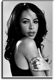 Amazon.com: Trends International Tupac-Praying Mount Wall Poster, 22.375" x  34", Poster & Mount Bundle, Dormitory: Posters & Prints