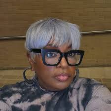 Yesssss for the plus size girls in the new Kendrick Lamar 'Squabble Up'  music video! 🙌🏾