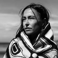 We are opening preorders for our limited edition “Raven gets Married” wool  blanket