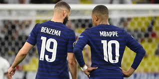 (or les bleues in the case of women's teams.) that way, instead of supporting the team with calls of interestingly, as simple and obvious as the slogan allez les bleus ! Sondage Euro Avec Leur Solide Victoire En Allemagne Les Bleus Ont Ils Gagne En Maturite