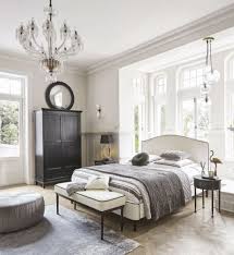 Voici quelques maisons traditionnelles venues des confins du monde ! Lampe Aus Kristall Mit Lampenschirm Aus Baumwolle H65 Schwarz Mirano Maisons Du Monde