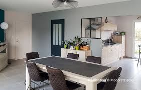 Construire Une Nouvelle Maison Dans Notre Jardin En 2020 Maison Decoration Salon Sejour Constructeur De Maison Individuelle