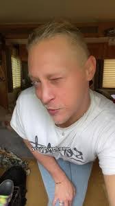 Elisa Pugh's Instagram, Twitter & Facebook