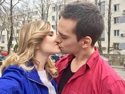 When mom is not home. Criss È™i Vlad Din Serialul Cand Mama Nu I AcasÄƒ Au Aniversat 5 Ani De RelaÈ›ie Cum Au Petrecut Libertatea