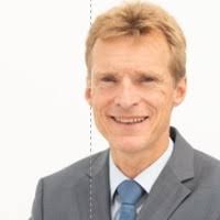 300+ perfiles de «Foth»