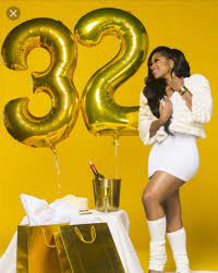 32nd birthday card for her, time count birthday card for 32nd birthday, cute card for daughter, girlfriend, friend. Smart Idea 32nd Birthday Photoshoot Ideas