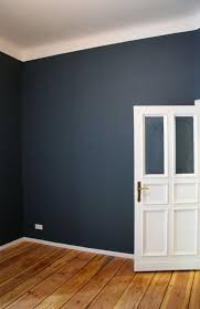 Stiffkey Blue No 281 F B Die Wohnung Meiner Kundin Ist Gerade Frisch Gestrichen Worden Und Sieht Schon Ohne Mobel Schlafzimmerfarbe Wandfarbe Wandfarbe Weiss