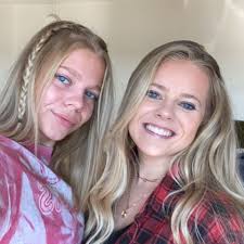 Clare O'Connor and Colin Frey's Wedding Website