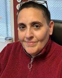 Robin Lynn's Instagram, Twitter & Facebook