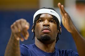 Police say 59 injured after fans riot at Colombian cup final