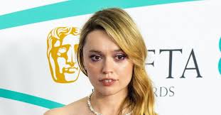 Aimee Lou Wood Knows Her Teeth Tell a Story