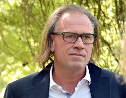 Ese otro que hay en ti', de Juan Ballester con EL PAÍS