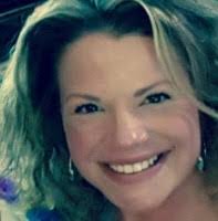 Gina Faria's Instagram, Twitter & Facebook