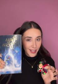 Aquí están las 3 versiones del porque el príncipe se convierte en una  bestia y por qué el es considerado un villano en su propia historia 😳✨📖 .  IG: quiubokaren . #quiubokaren #losaltosdejalisco ...