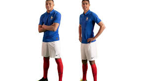 Jersey bola kw thailand grade aaa ready stock murah. Timnas Prancis Akan Kenakan Kostum Jadul Lawan Islandia Gilabola Com