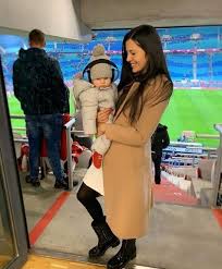 A sándor károly akadémia neveltje, 2007. Potret Cantik Mama Muda Diana Vigh Istri Kiper Rb Leipzig Peter Gulacsi