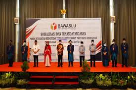 Kepala pusat penerangan hukum kejagung, leonard eben ezer simanjuntak mengatakan ada enam proyek strategis nasional yang di Bawaslu Adakan Pakta Integritas Paslon Gubernur Jambi Politik