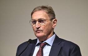 Hadamczik bude v čele hokejového svazu další čtyři roky