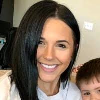 Shelby Bean's Instagram, Twitter & Facebook