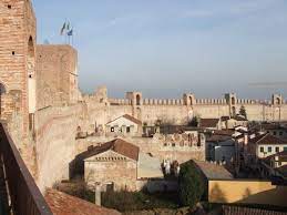 The surrounding wall has been restored and is 1461m in circumference with a diameter of around 450m. Cittadella Veneto Tourist Travel Guide From Italy Heaven