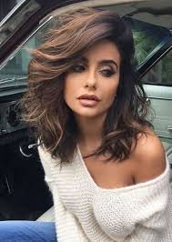 We have collected best medium hairstyles for thick hair guaranteed not only to make your life easier but to emphasize everything was perfect for thick, voluminous hair. 46 Stylish Medium Hairstyles For Womens 2018 Pics Bucket Hair Styles Thick Hair Styles Lob Hairstyle