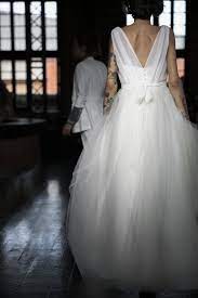Hochzeitskleid blumen hochzeitskleid einfach hochzeit jacke hochzeitskleid spitze hochzeit bolero brautkleid schlicht jacken hochzeitskleider. C A Steigt In Den Hochzeitsmarkt Ein News Collection 1047521